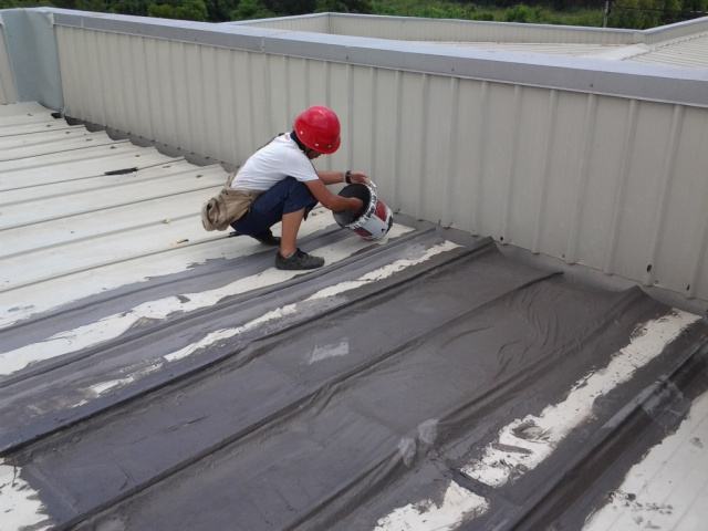 防水涂料施工_开来SECOV湿克威防水