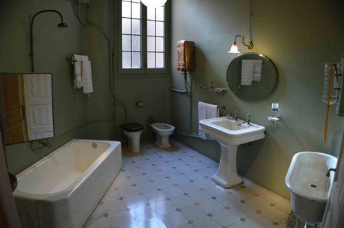 卫生间防水层施工_开来SECOV湿克威防水