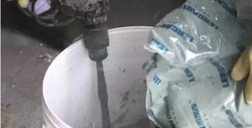 如何防止防水涂膜开裂