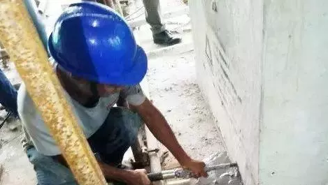 防水堵漏高压注浆施工