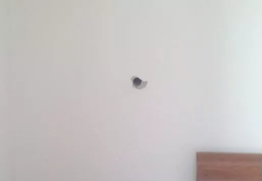 大模板螺栓眼渗漏