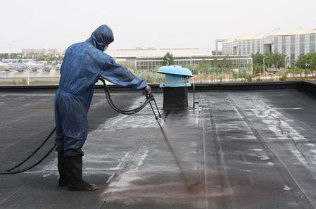 非固化橡胶沥青防水涂料施工